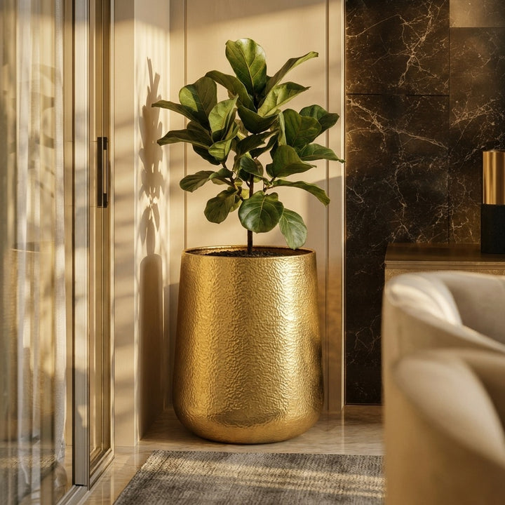 Clarks metal pot planter