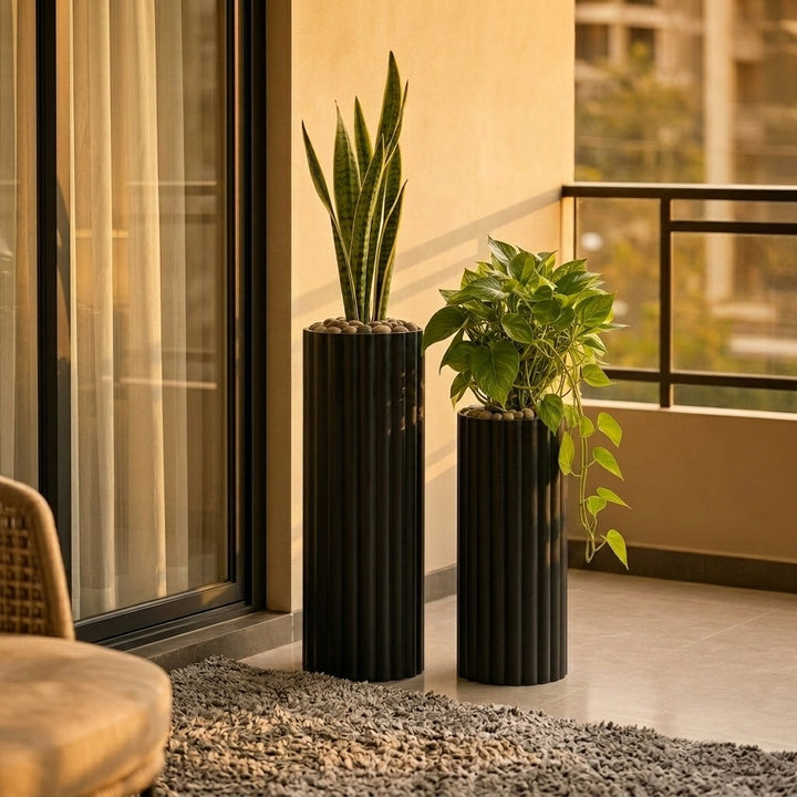 FLUTE Black Planter Set of 2