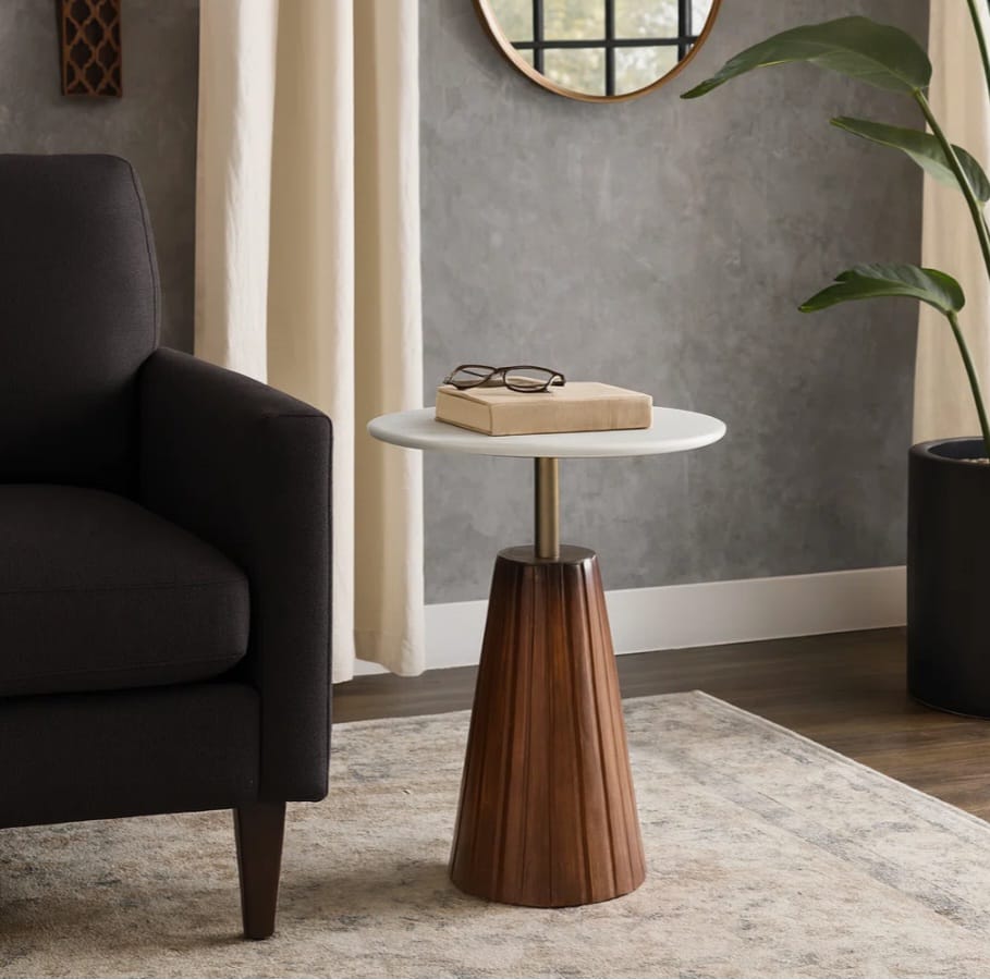 Timeless side table