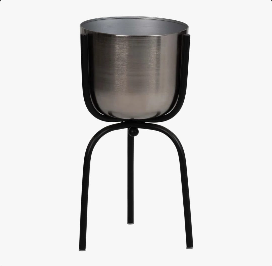 Vinus  Planters Set of 2