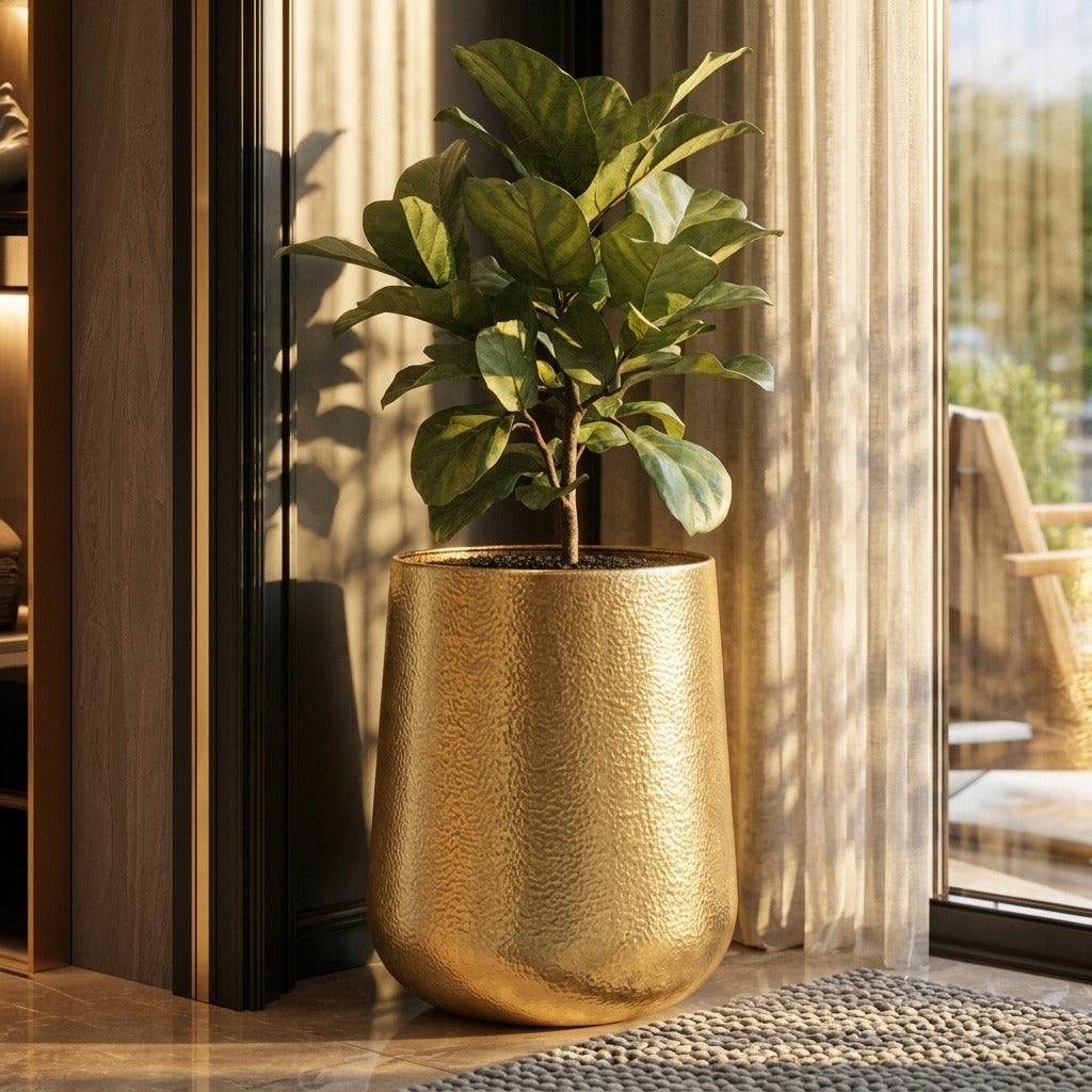 Clarks metal pot planter
