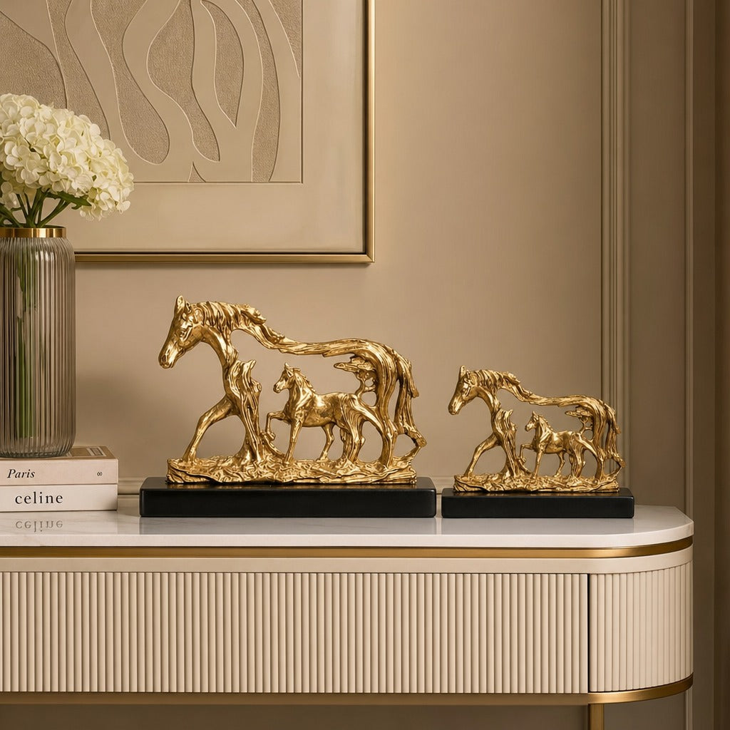 Regal Horses Set of 2