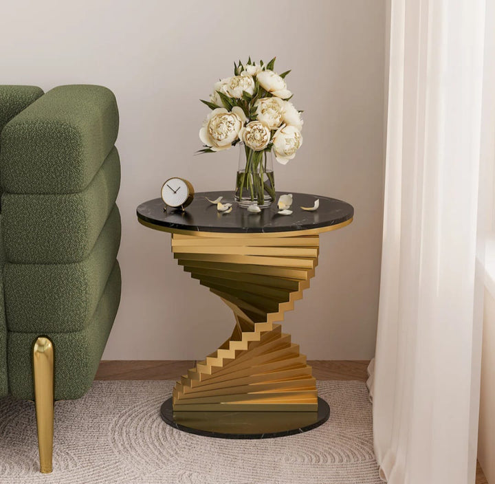 Runa Scarlett Gold Table