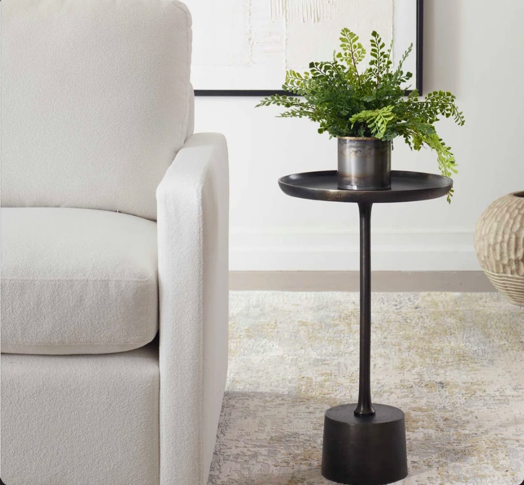 Livora  drink table