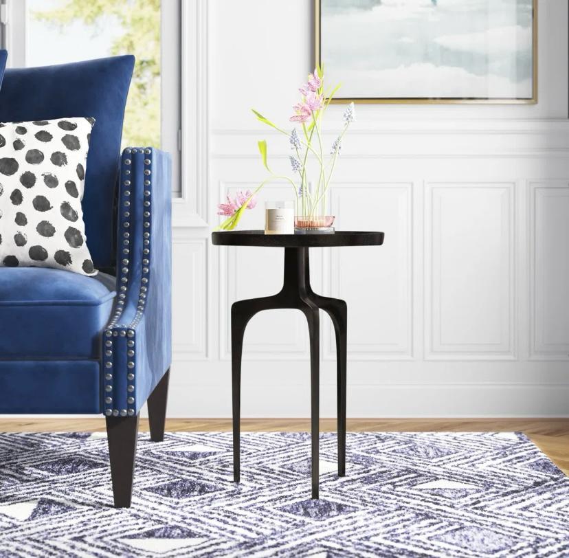 Leslie End Table