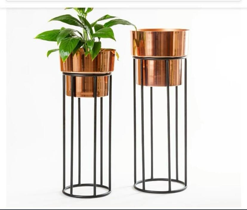 Verona rose gold planter set of 2