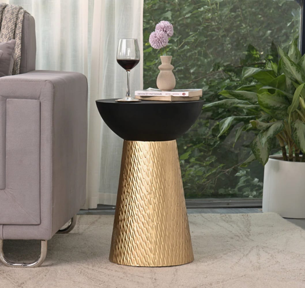 Evlaar side table