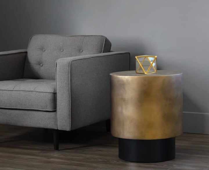 Daima   Accent   Table