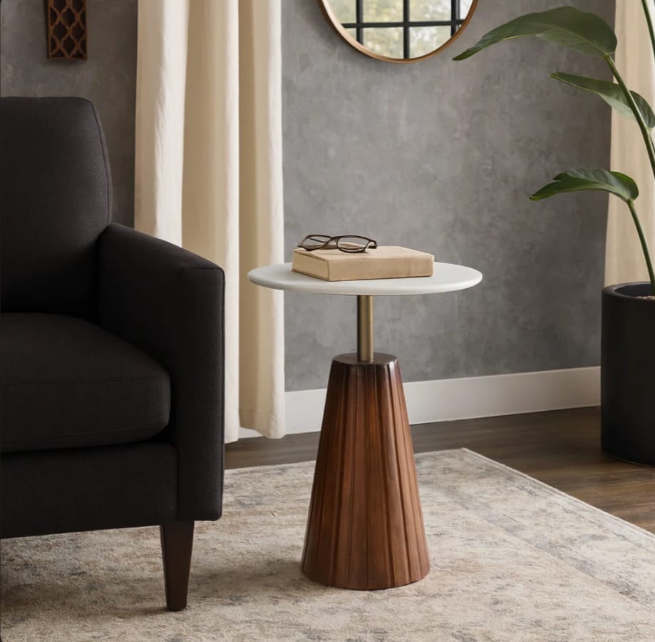 Timeless side table