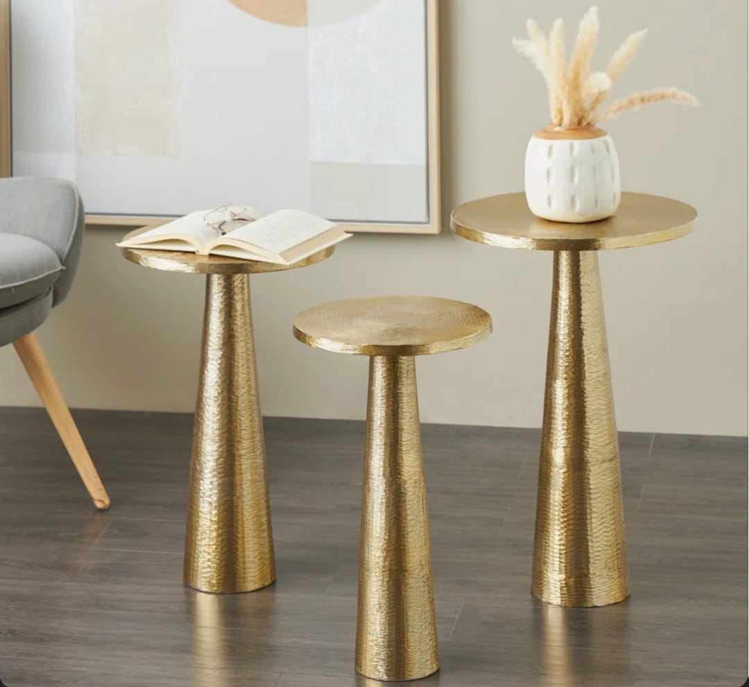 Aakin      Table   Set   of   3
