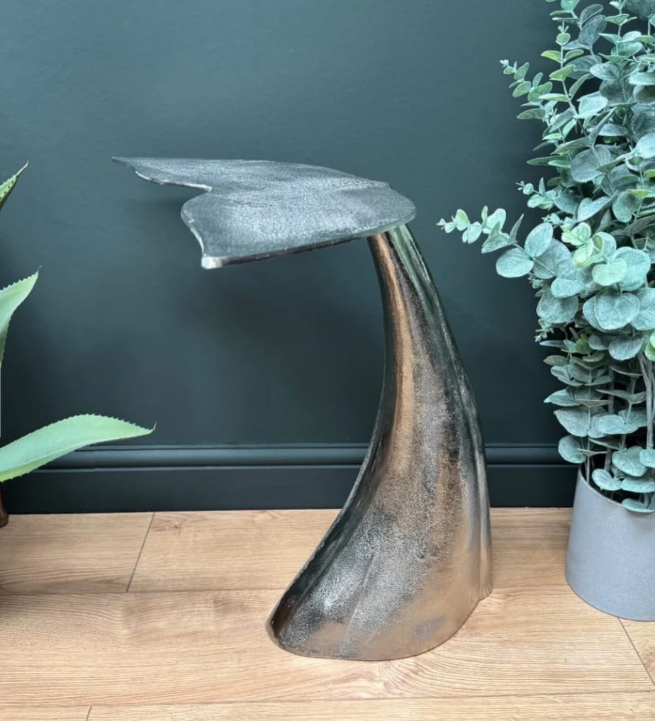 Whale's Tail Table Nickel
