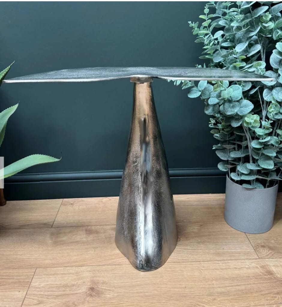 Whale's Tail Table Nickel