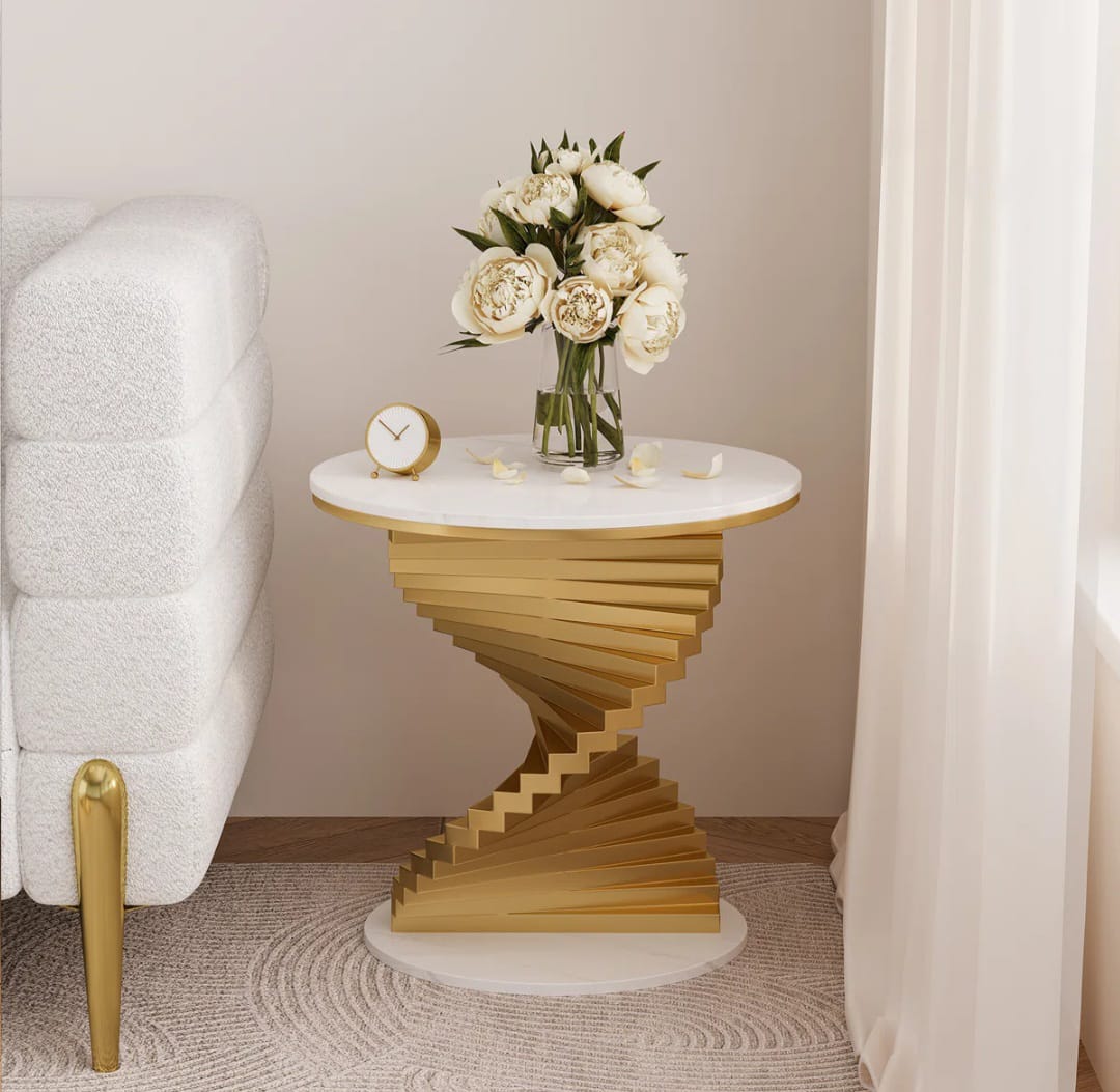 Roza Scarlett   Gold   Table