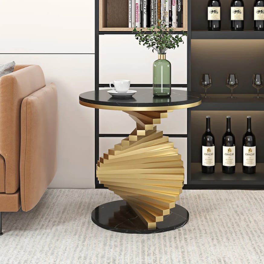 Runa Scarlett Gold Table