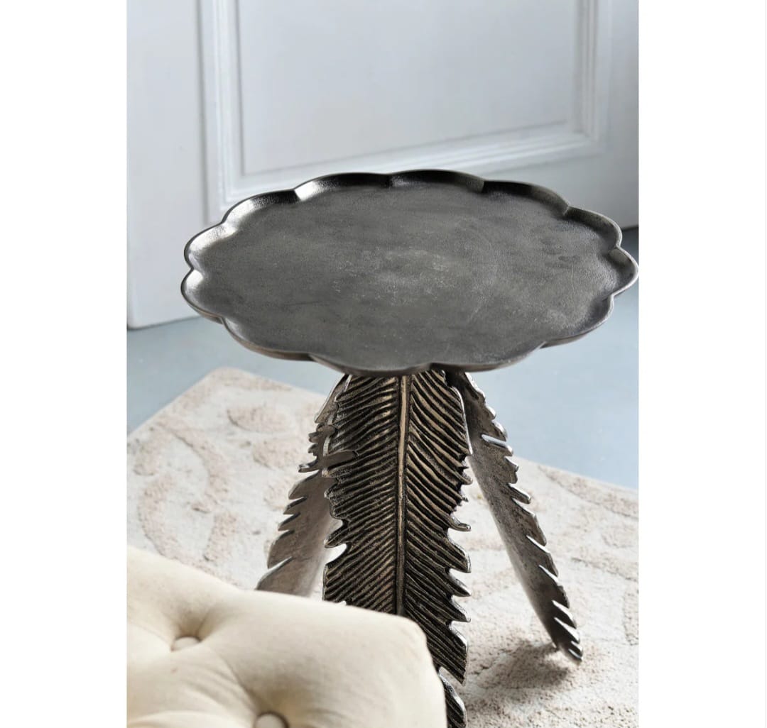 Nucles Leaf Side Table With