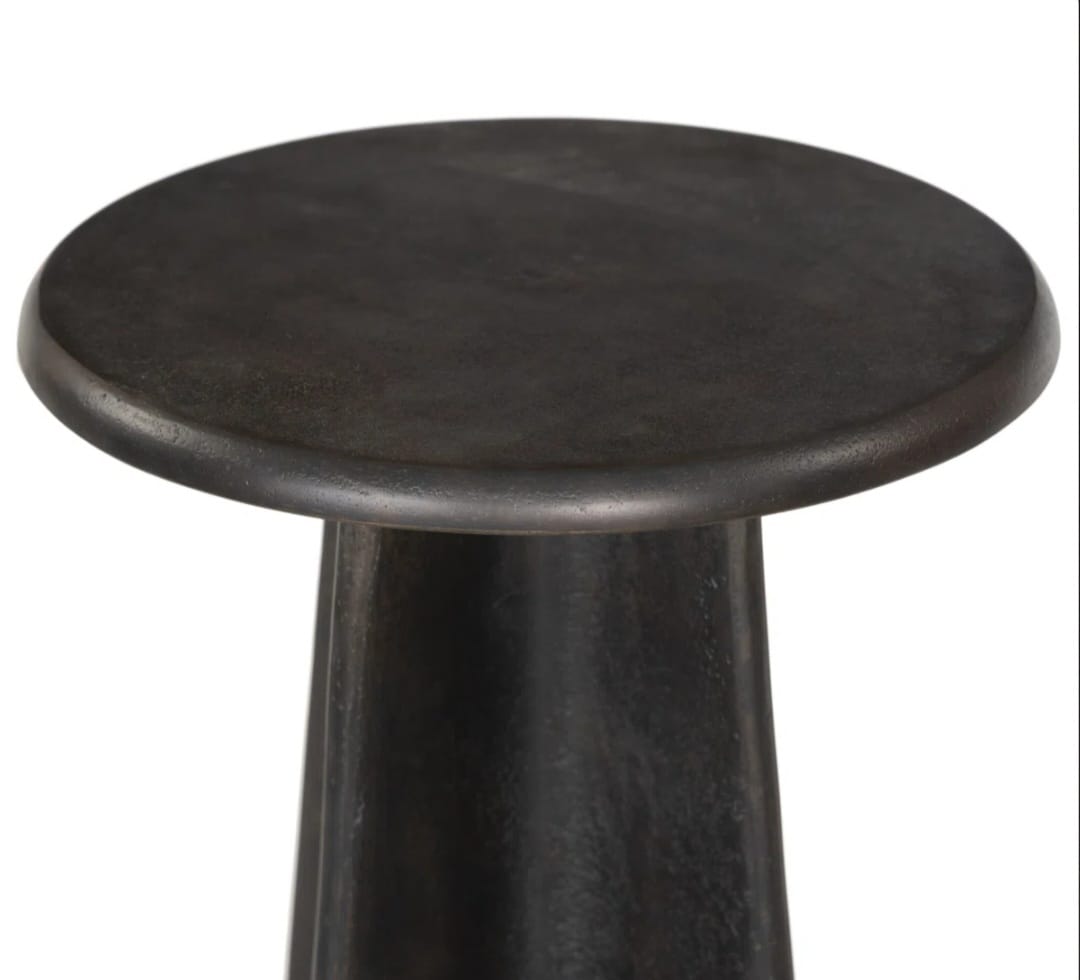 REMO End Table