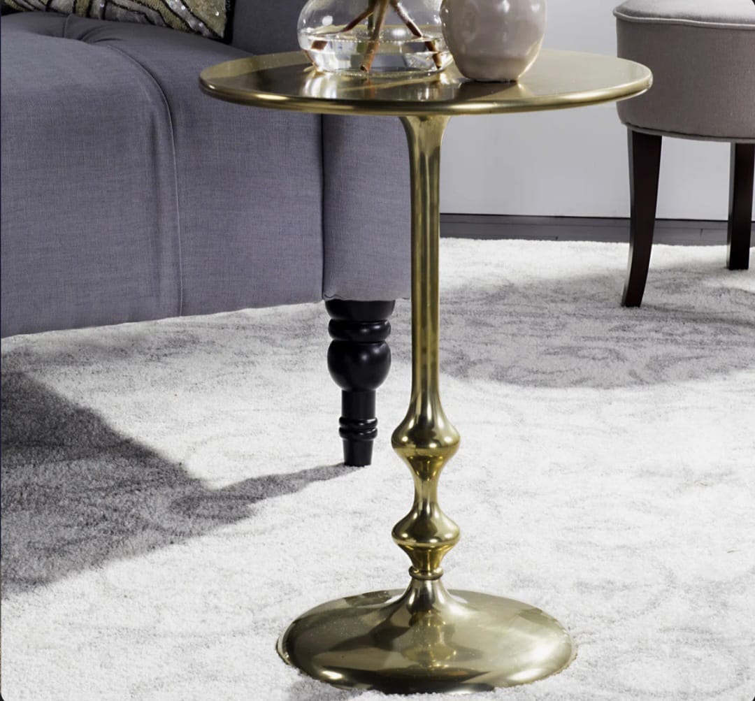 Laara  Side table