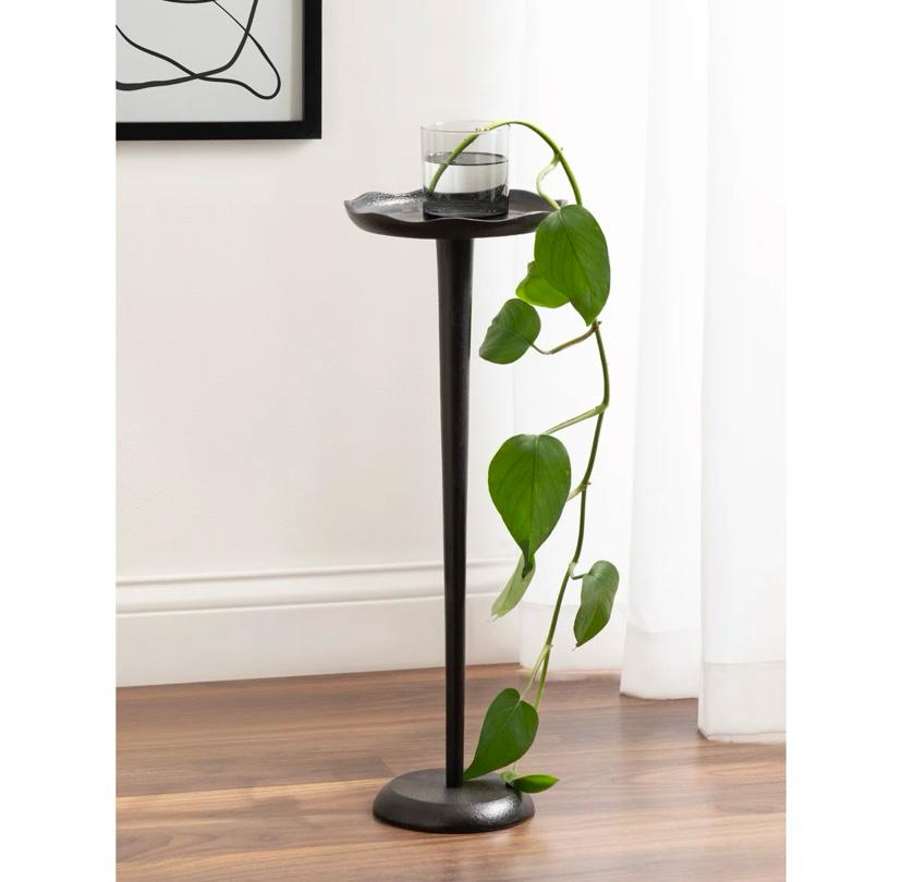 Sara side table