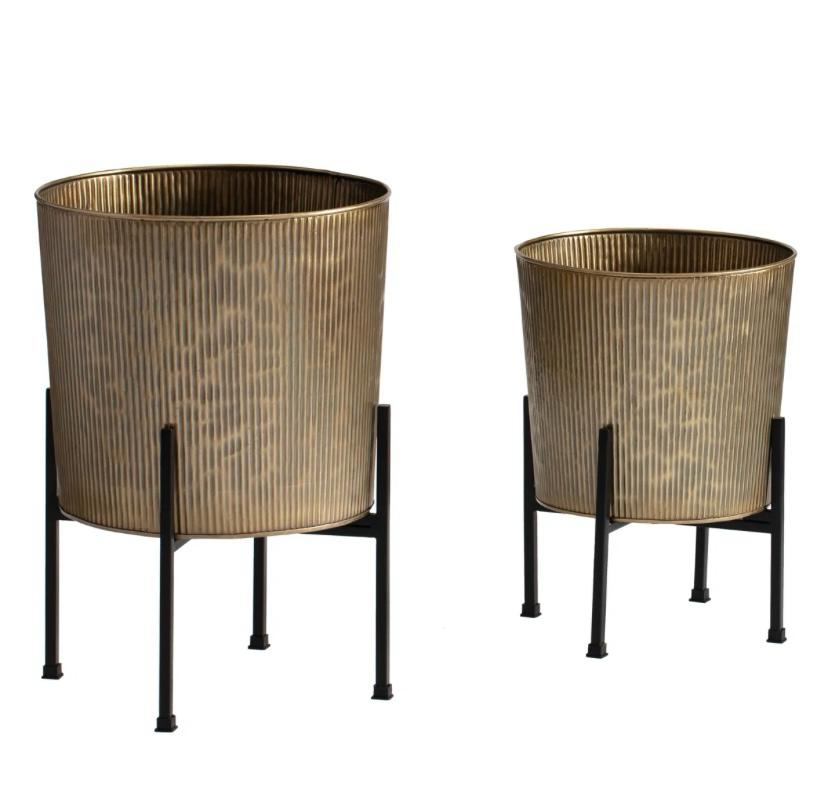 Hamaar Metal Pot Planter with Stand