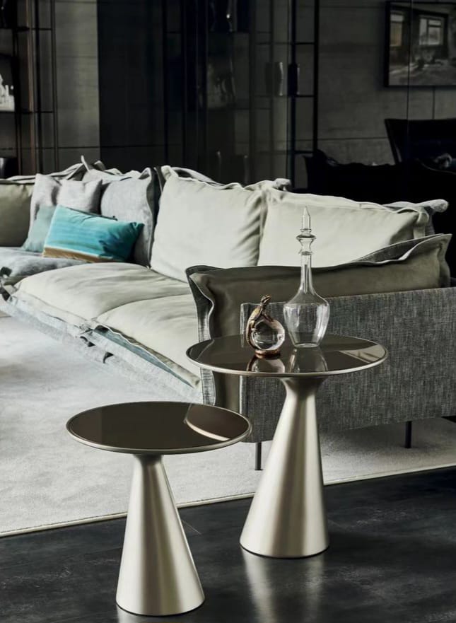 Piyote table set of 2