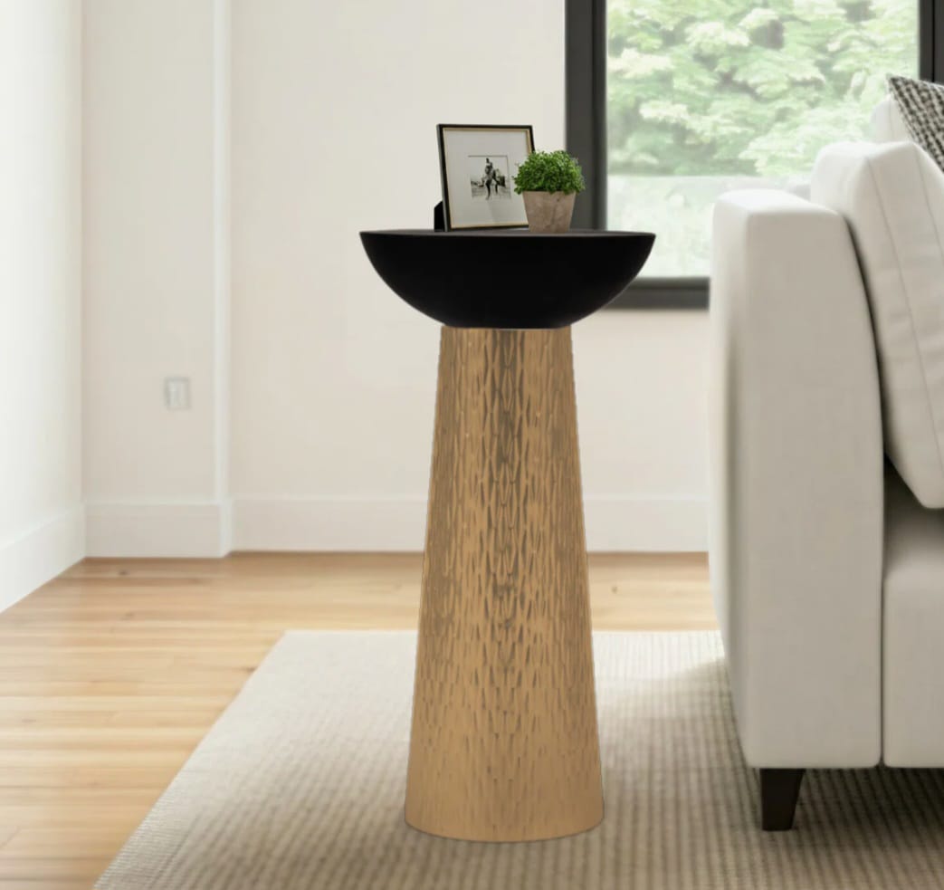 Daktari drink table