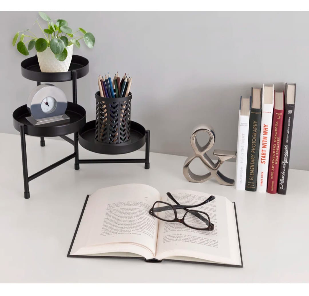 Gram Metal Plant stand