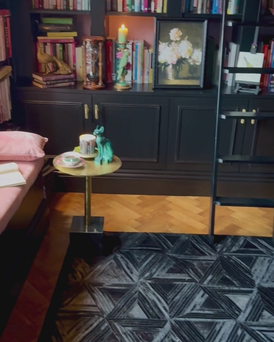 Medor side table